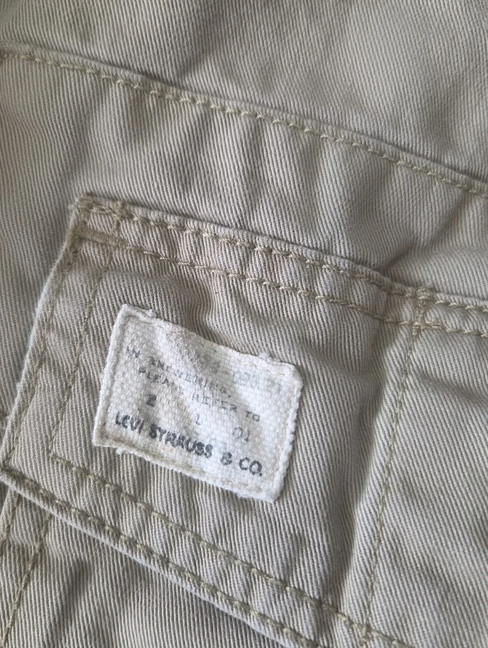 Vtg Levi’s Cargo Pants Mens 30 Brown Beige Y2K Loose Baggy Wide Leg FIT 34x29